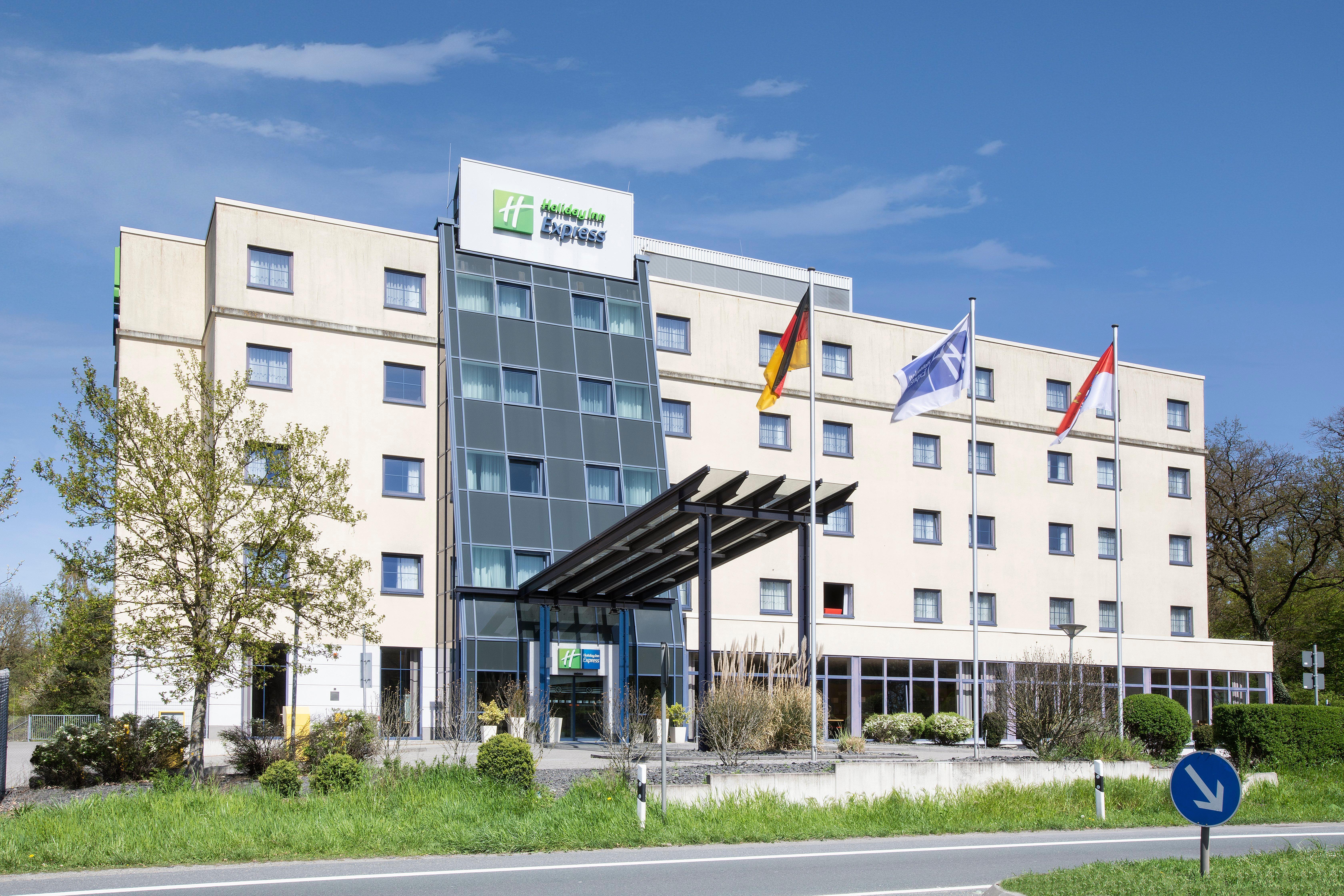 Holiday Inn Express Frankfurt Airport, An Ihg Hotel Mörfelden-Walldorf Exterior foto